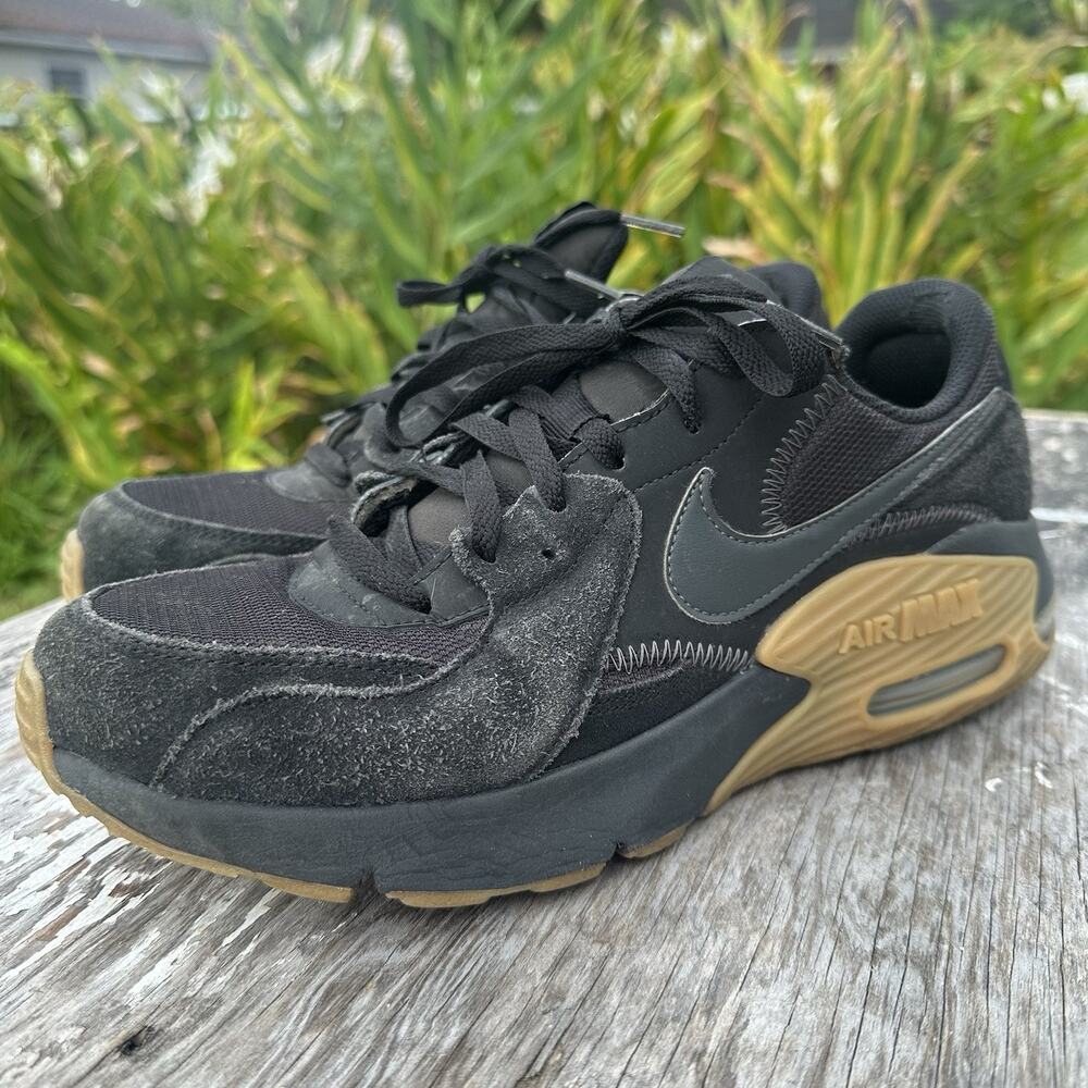 Nike Air Max Excee Men’s 9.5 Athletic Sneaker Low Top Black Anthracite Gum 975